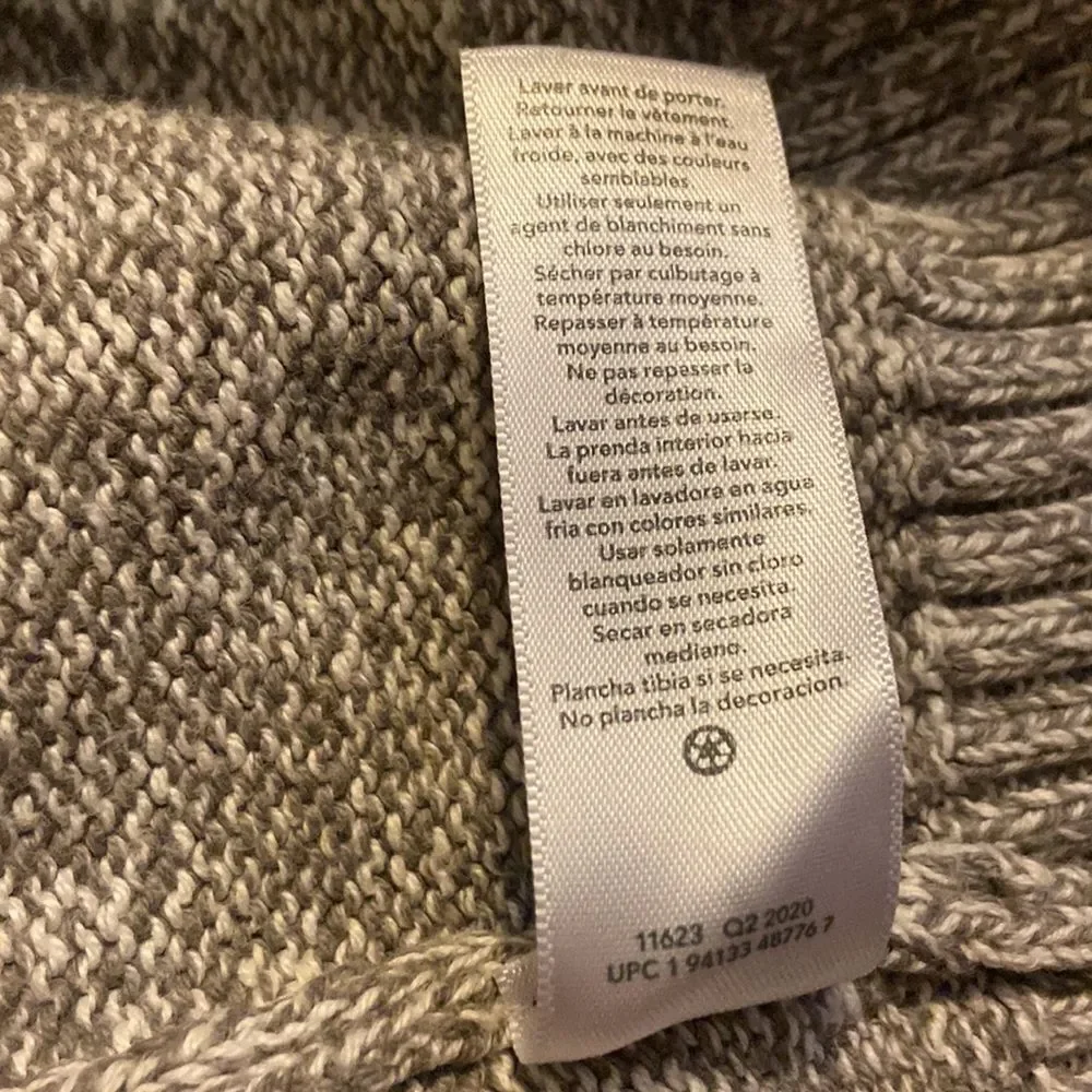 Carter’s Kids Size 7 Sweater